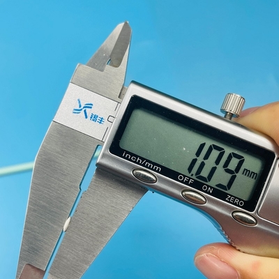 1 mm dikte dunne flexibele kleine zwab polyester materiaal voor elektronica schoon