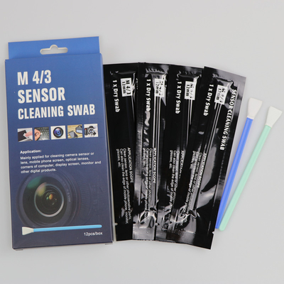 Camerasensor die Microfiber-Zwabber schoonmaken
