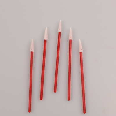 100pcs het industriële de Hoofdtelefoon van Mini Pointed Foam Swab For van de Gebruiks Rode pp Stok Schoonmaken