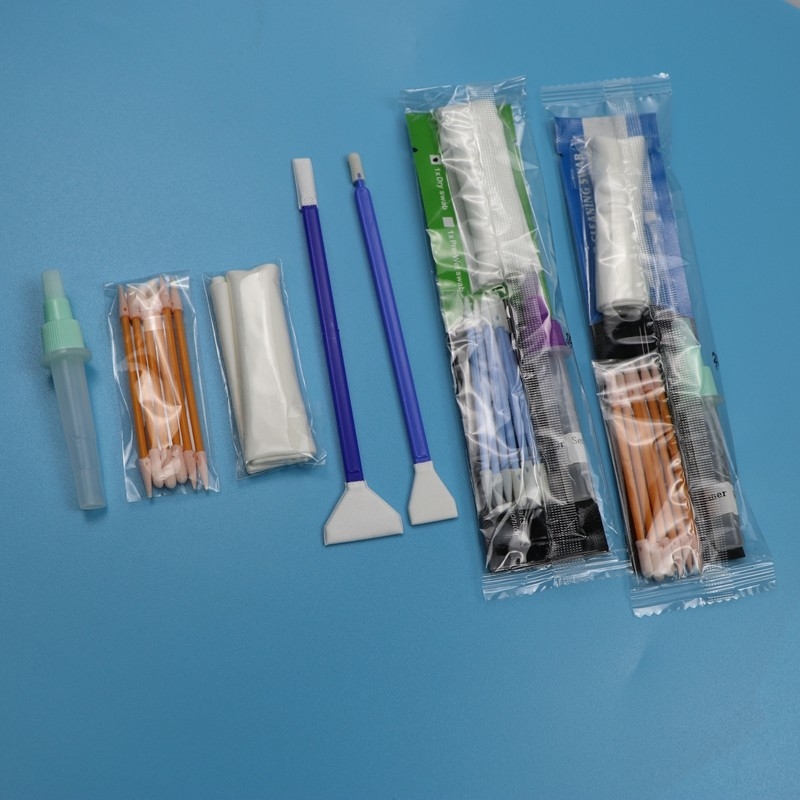 4 in 1 Draagbare V-vormige microvezelsensor Swab APS-C Camera Reiniging Kit met oplossing